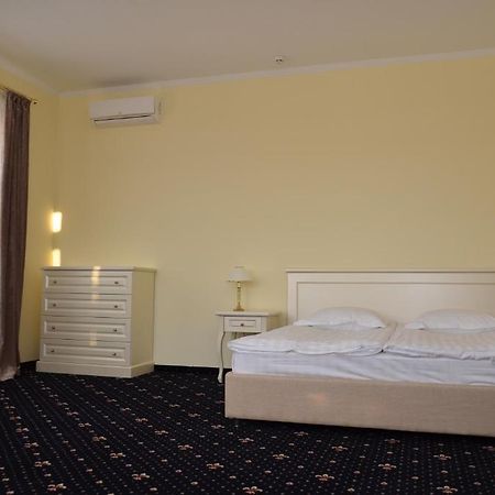 Chateau Royal Hotel Berezovka  部屋 写真