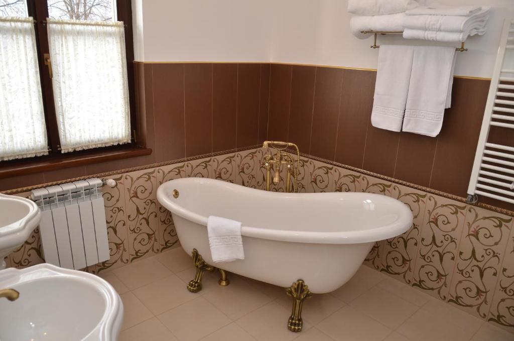 Chateau Royal Hotel Berezovka  部屋 写真