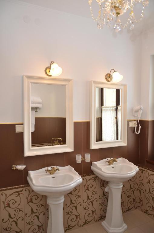 Chateau Royal Hotel Berezovka  部屋 写真