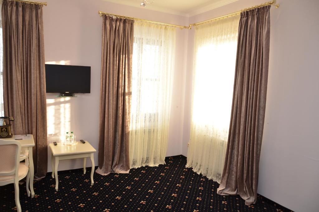 Chateau Royal Hotel Berezovka  部屋 写真